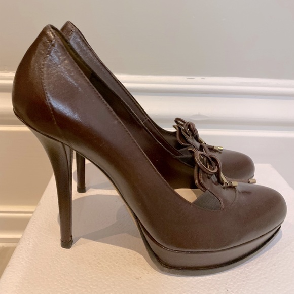 Stunning Dior Leather Heels - Picture 1 of 4